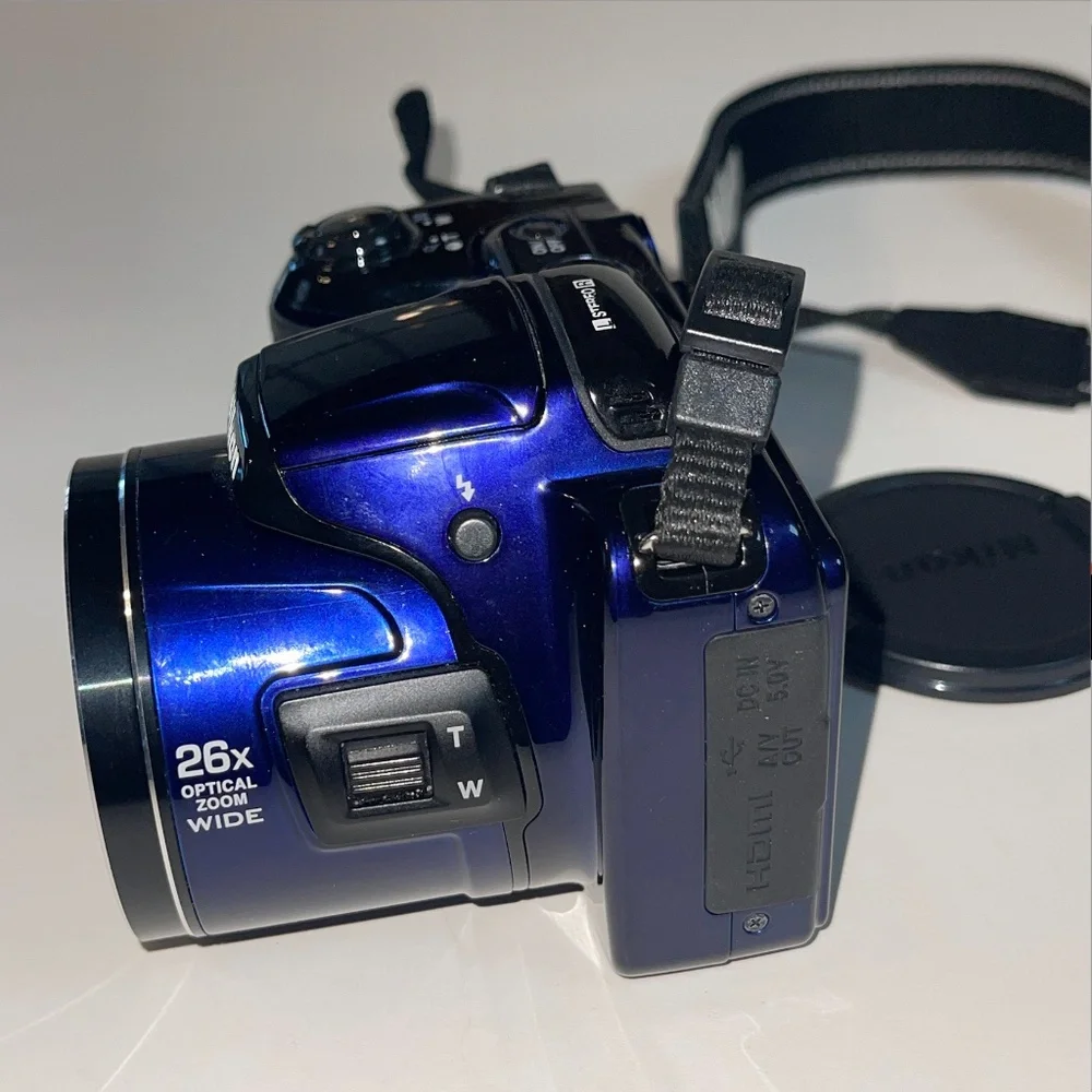 Nikon COOLPIX L810 Digital Camera Blue 16.1 MP + 16 GB SD Card Tested Box Cord